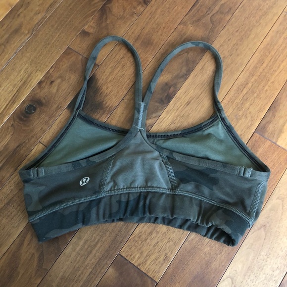 lululemon athletica Camouflage Sports Bra - Green - Picture 3 of 5